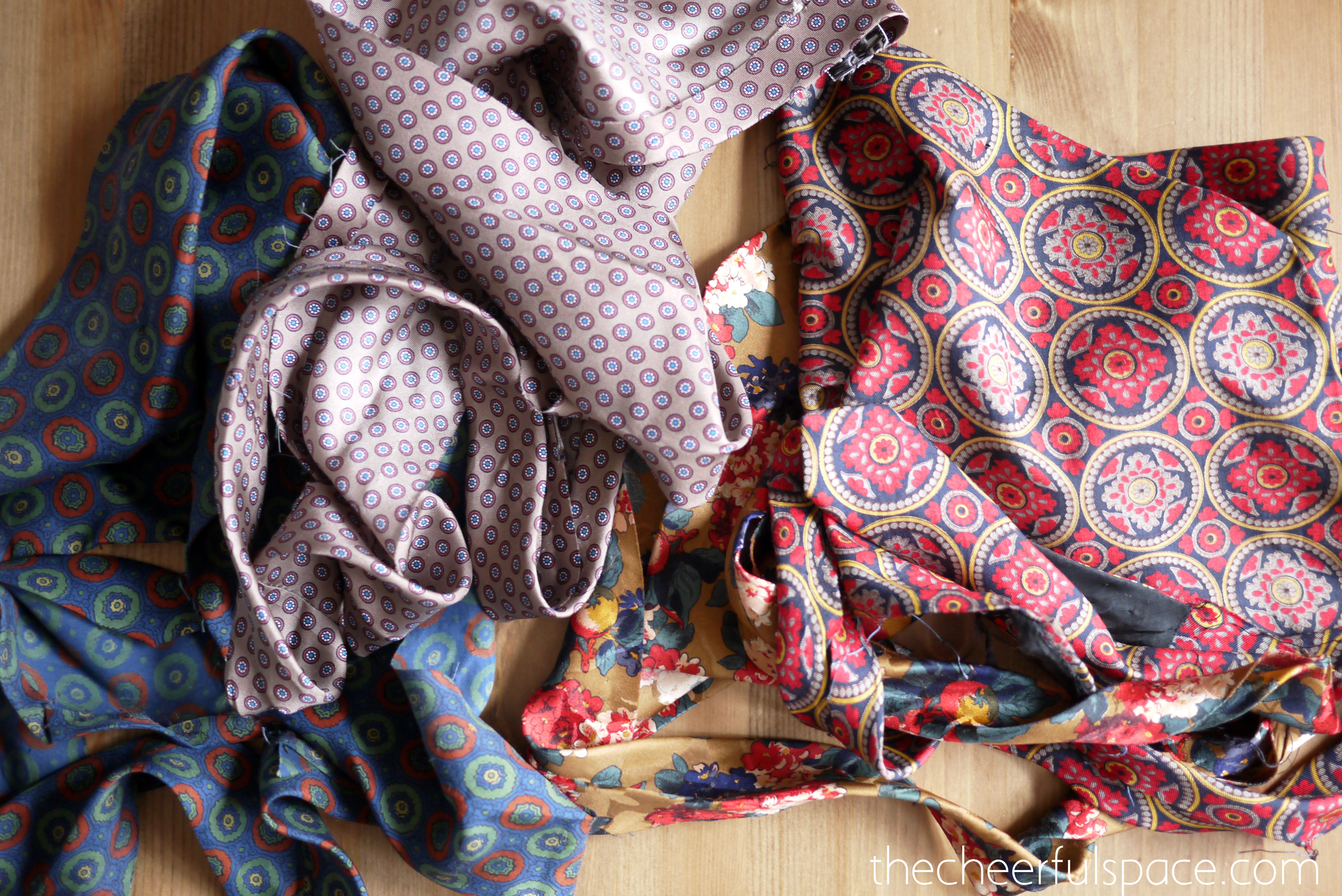 silk-tie-dyed-easter-eggs-02