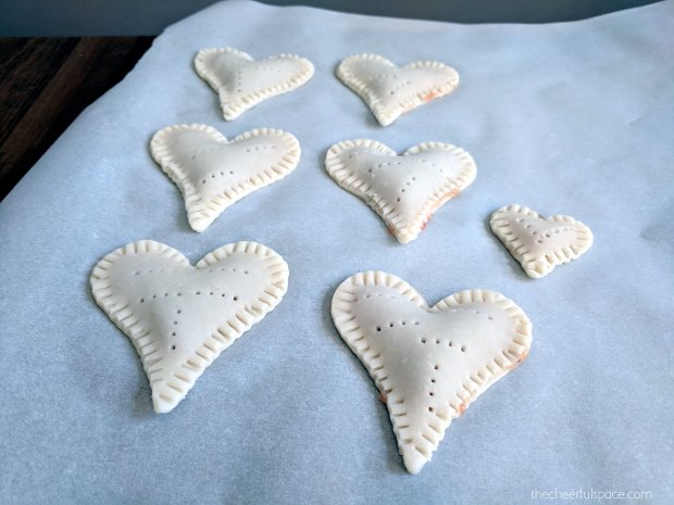 homeade-heart-poptarts-11