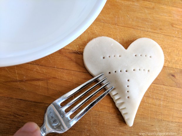homeade-heart-poptarts-12