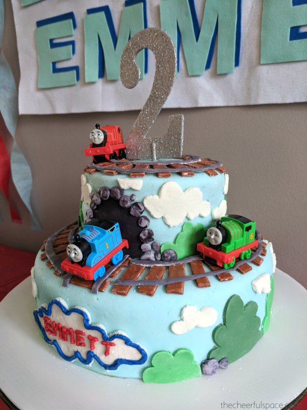 Thomas-the-train-party-08
