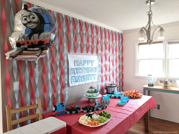 Thomas-the-train-party-11